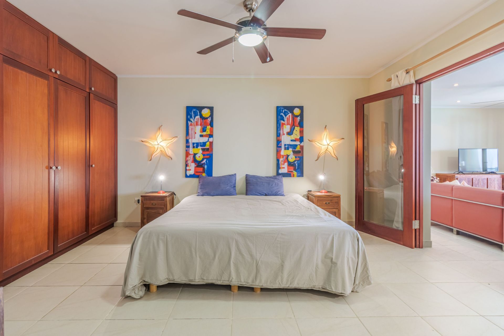 Elegancia Del Caribe 23, photograph 12 of 37