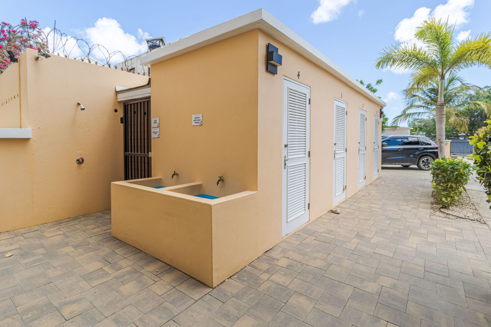 Elegancia Del Caribe 23, photograph 25 of 37