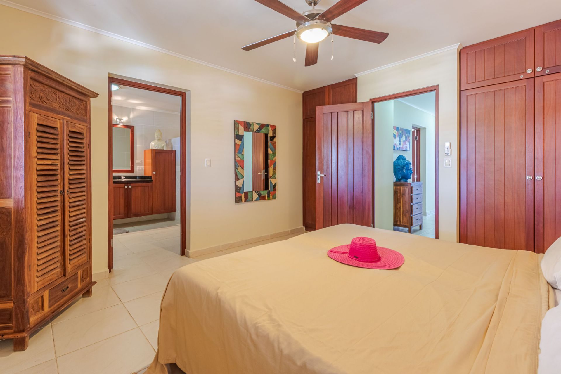 Elegancia Del Caribe 23, photograph 17 of 37