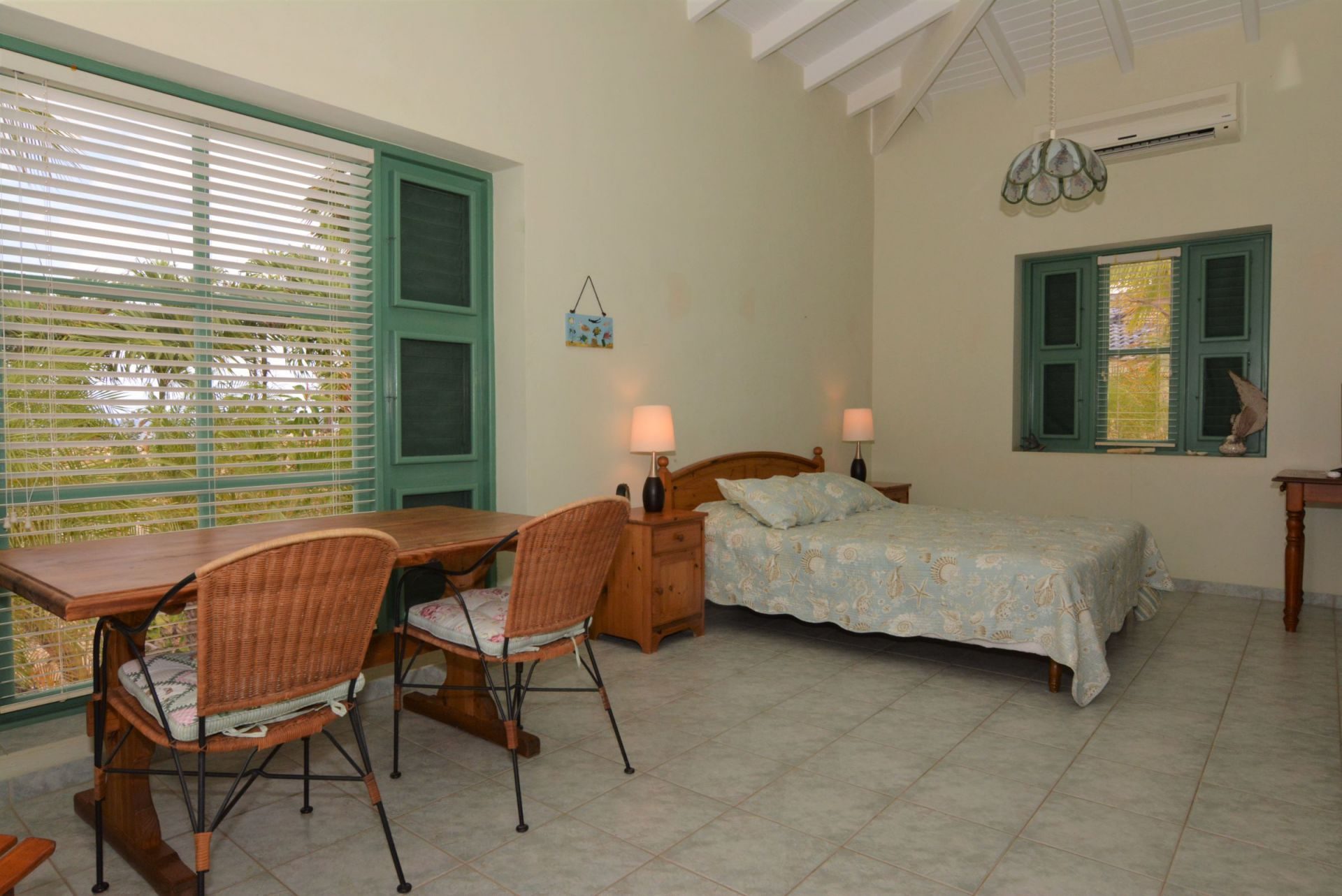 Seafront Dive & Snorkeling villa, photograph 13 of 16