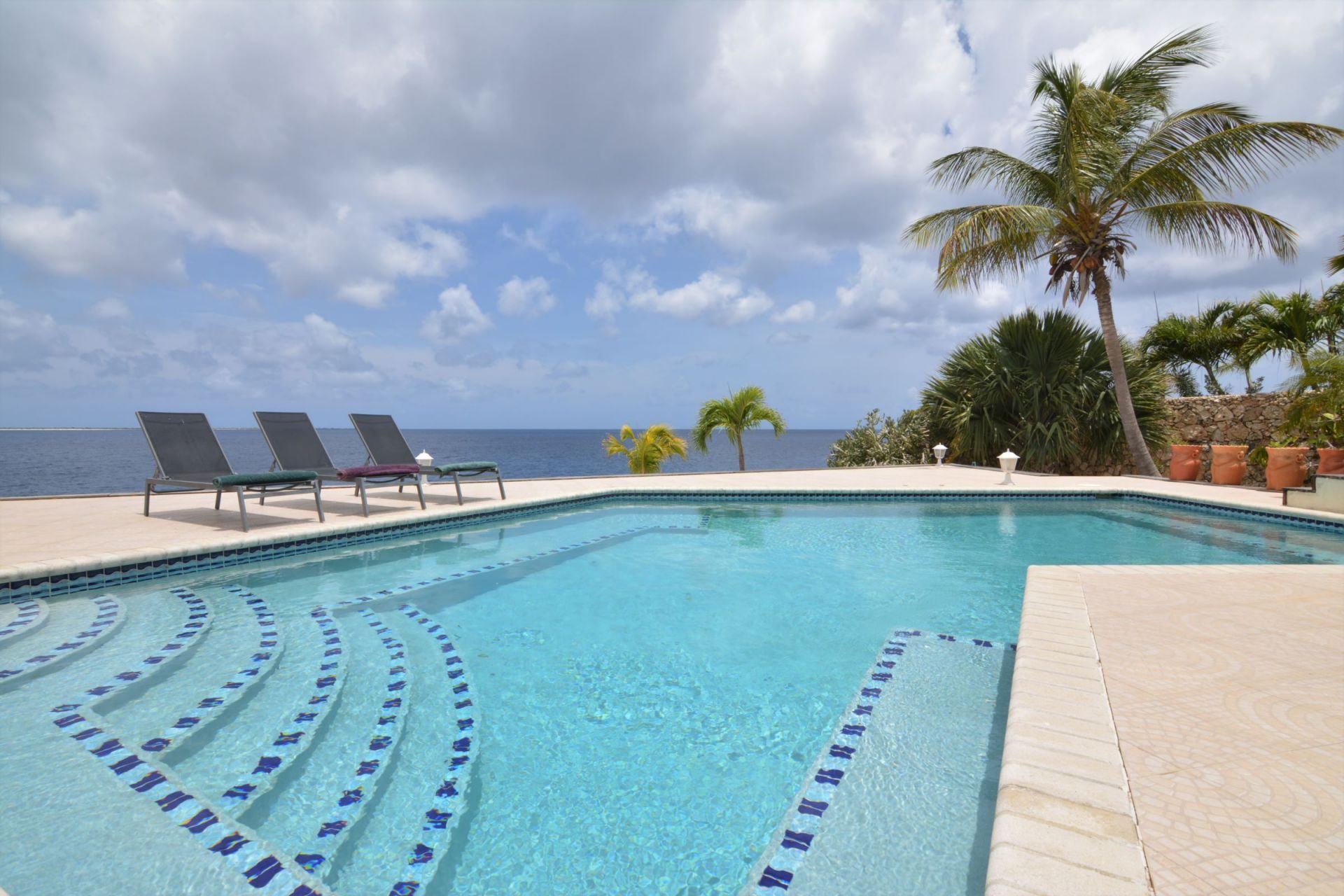 Seafront Dive & Snorkeling villa, photograph 14 of 16