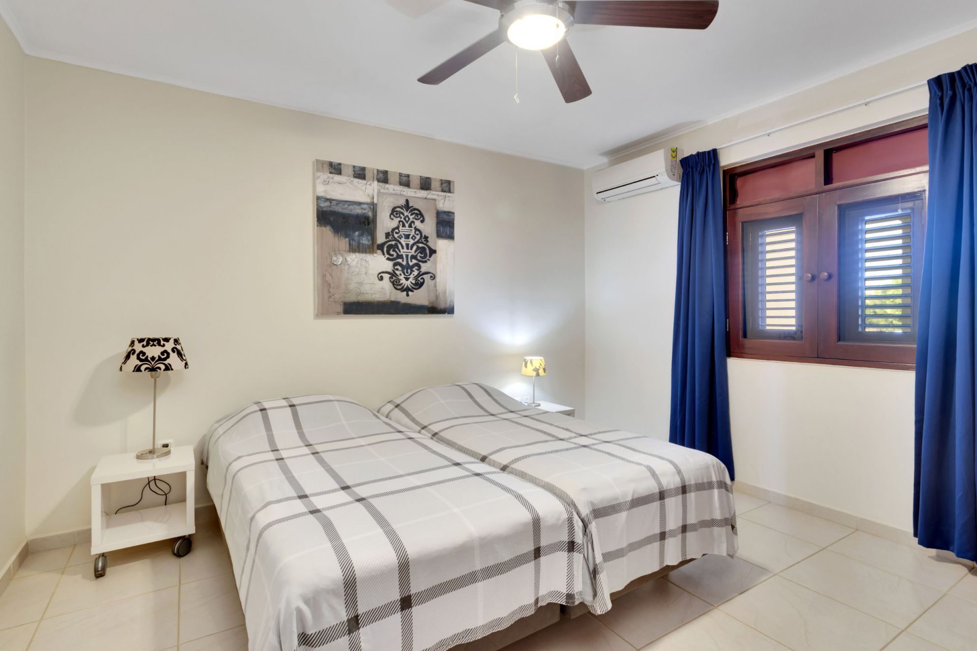 Vacation Condo on Seafront Boulevard, photograph 20 of 32