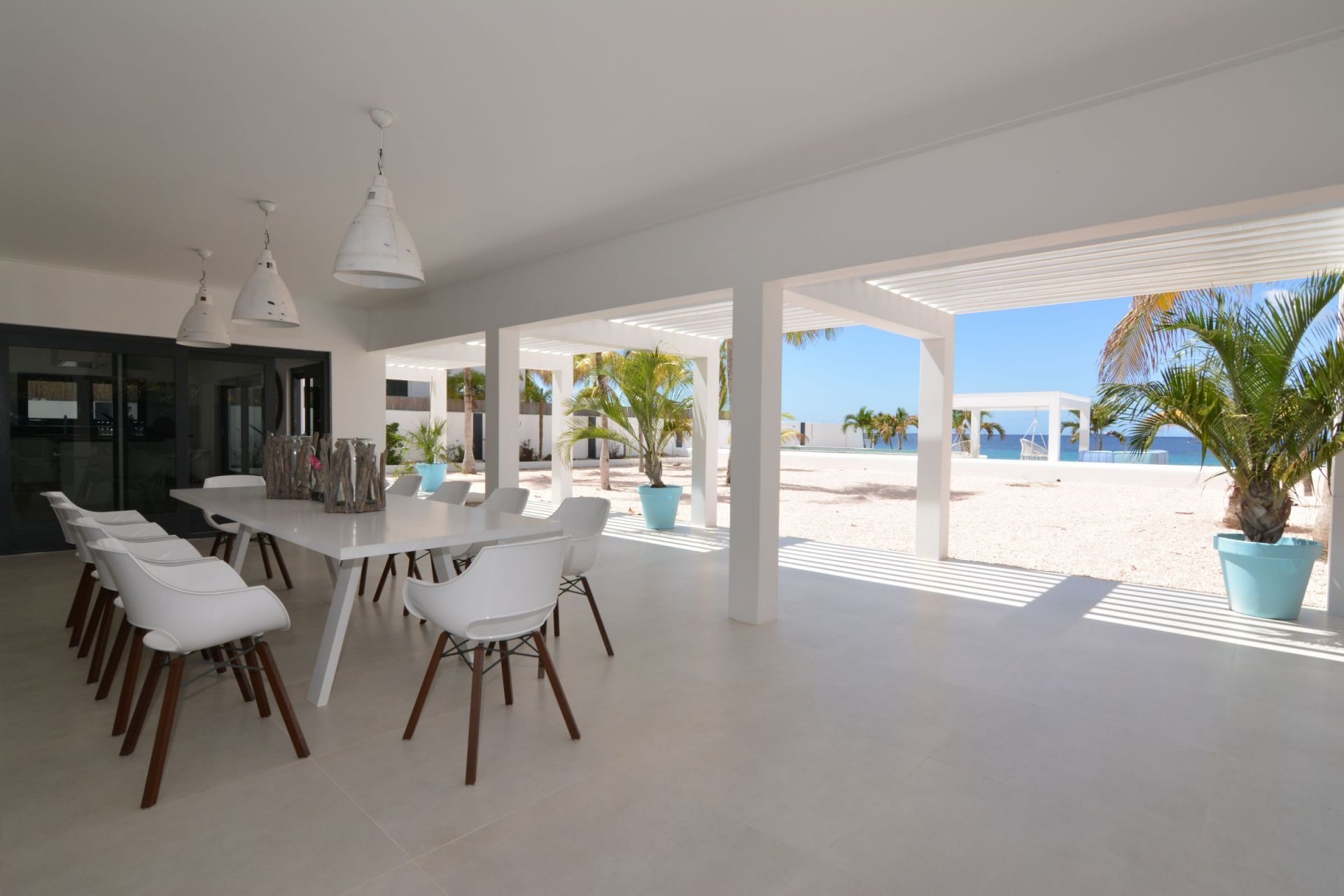 Oceanfront Family Vacation Villa, photograph 5 of 14