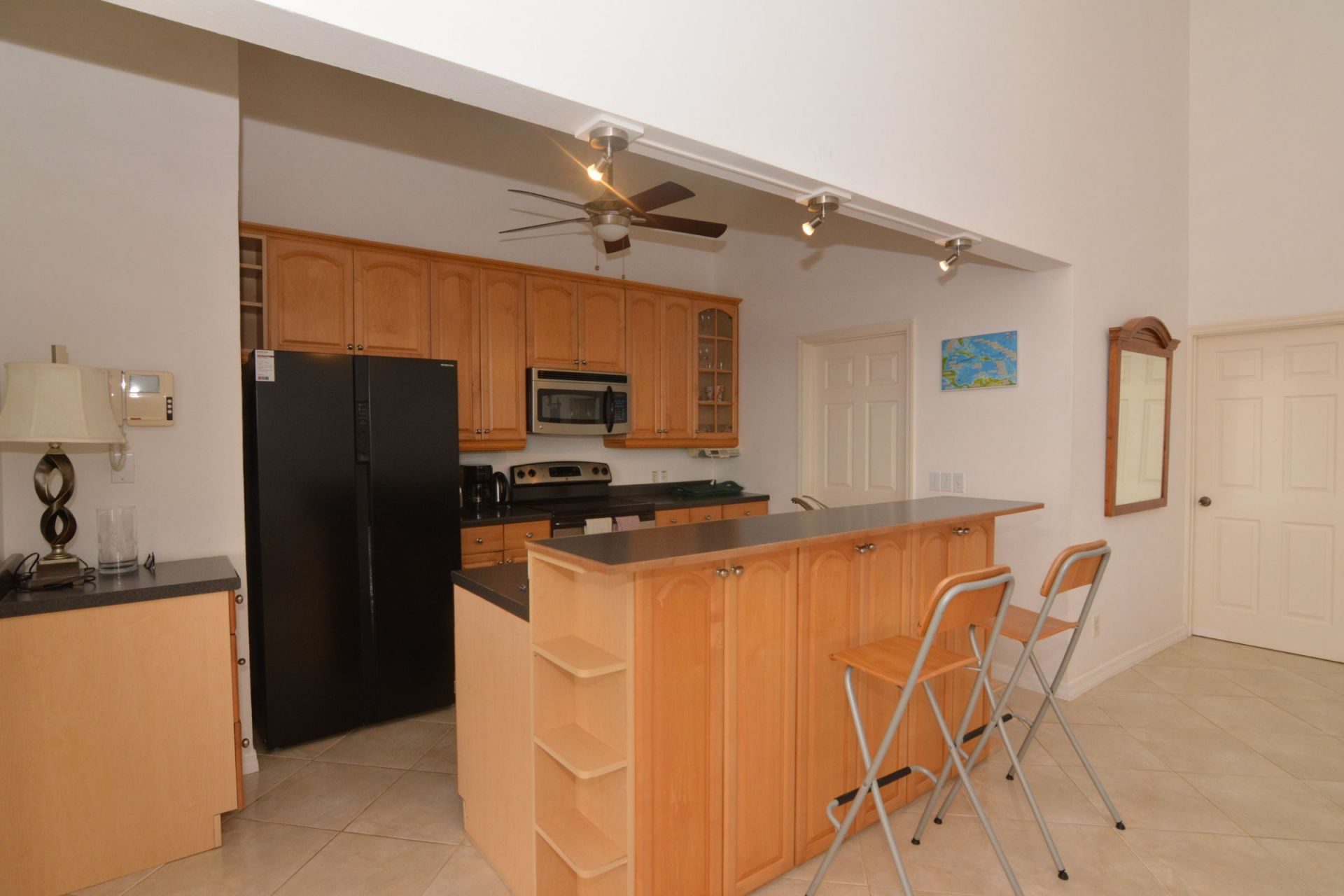 Infinity apartment 75F, photograph 7 of 20