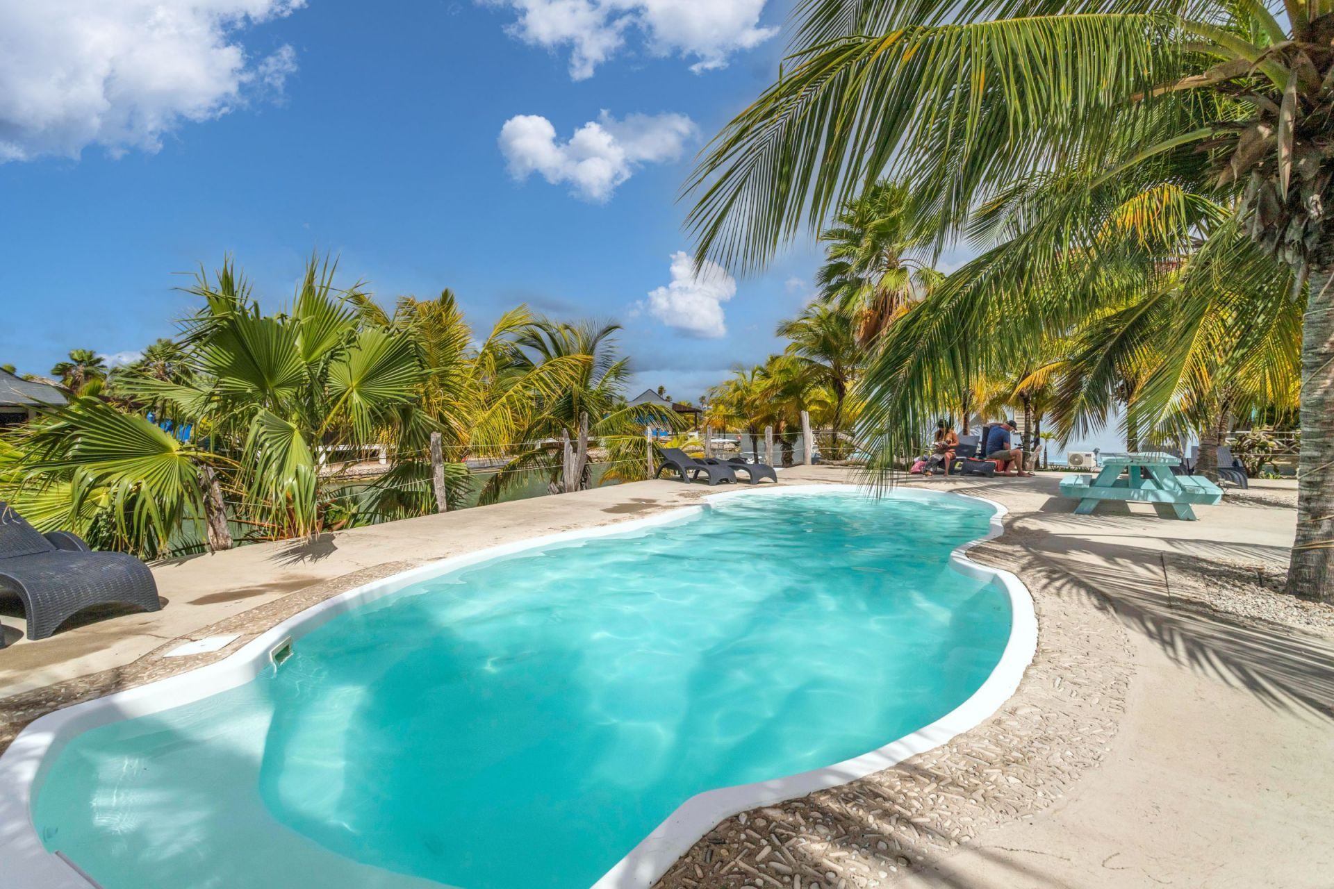 Water side Vacation Condo with shared pool, photograph 16 of 16