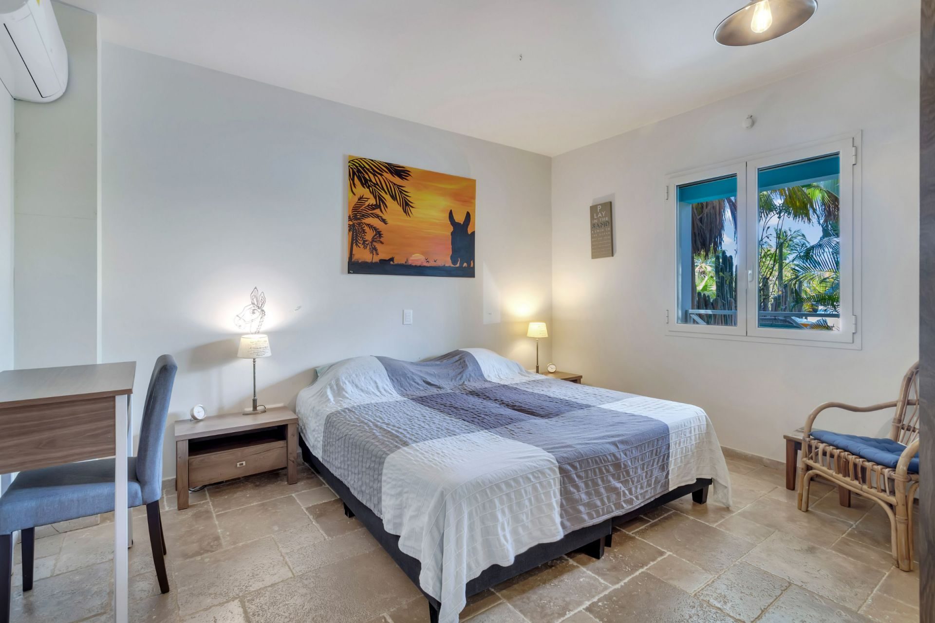 Water side Vacation Condo with shared pool, photograph 8 of 16