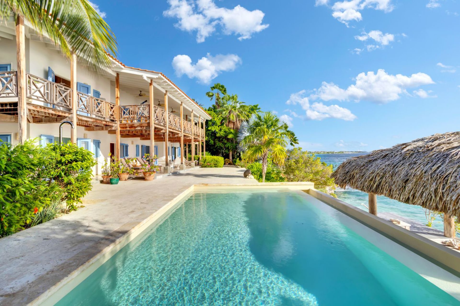 Extraordinary Ocean Front Vacation Villa, photograph 2 of 38