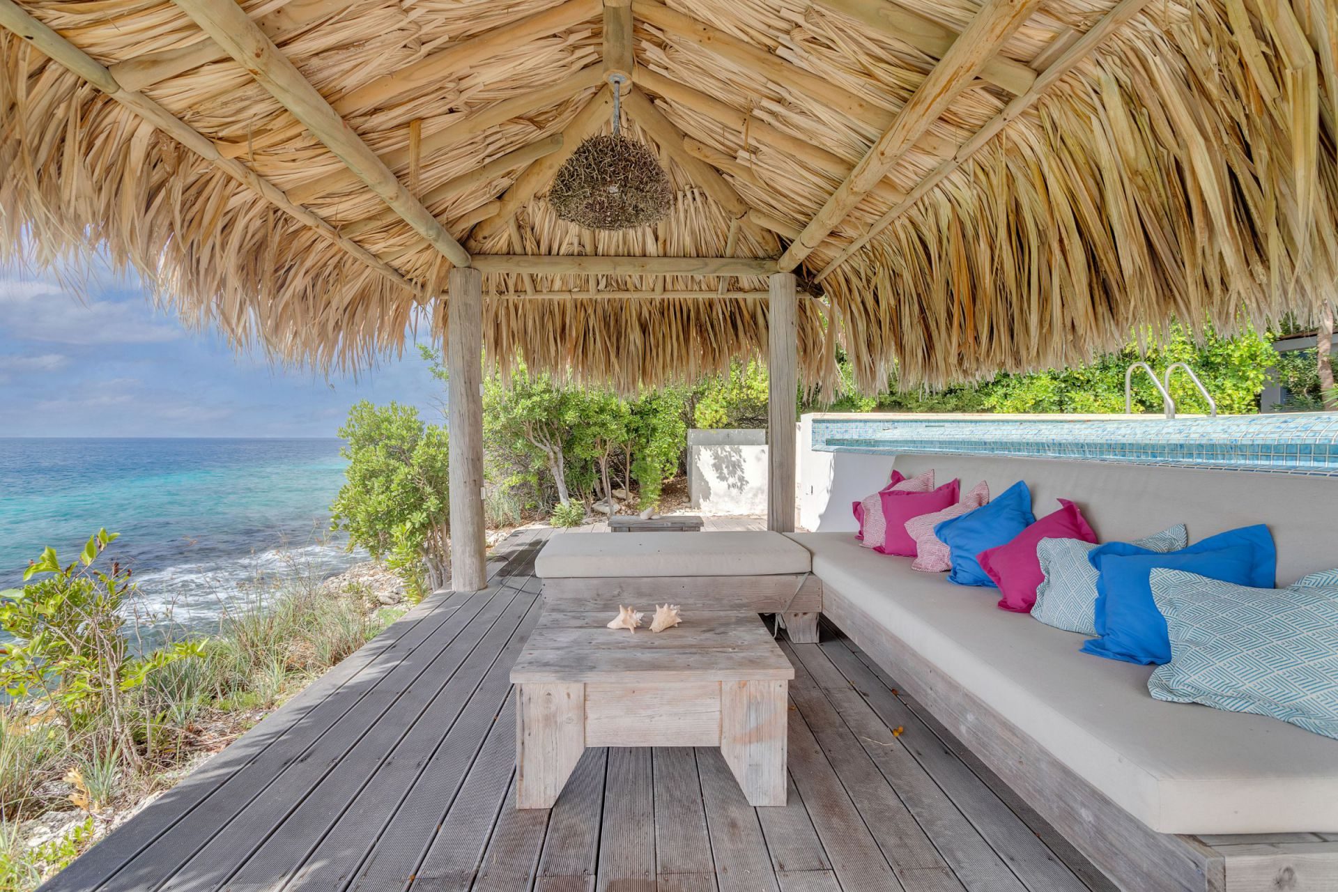 Extraordinary Ocean Front Vacation Villa, photograph 24 of 38