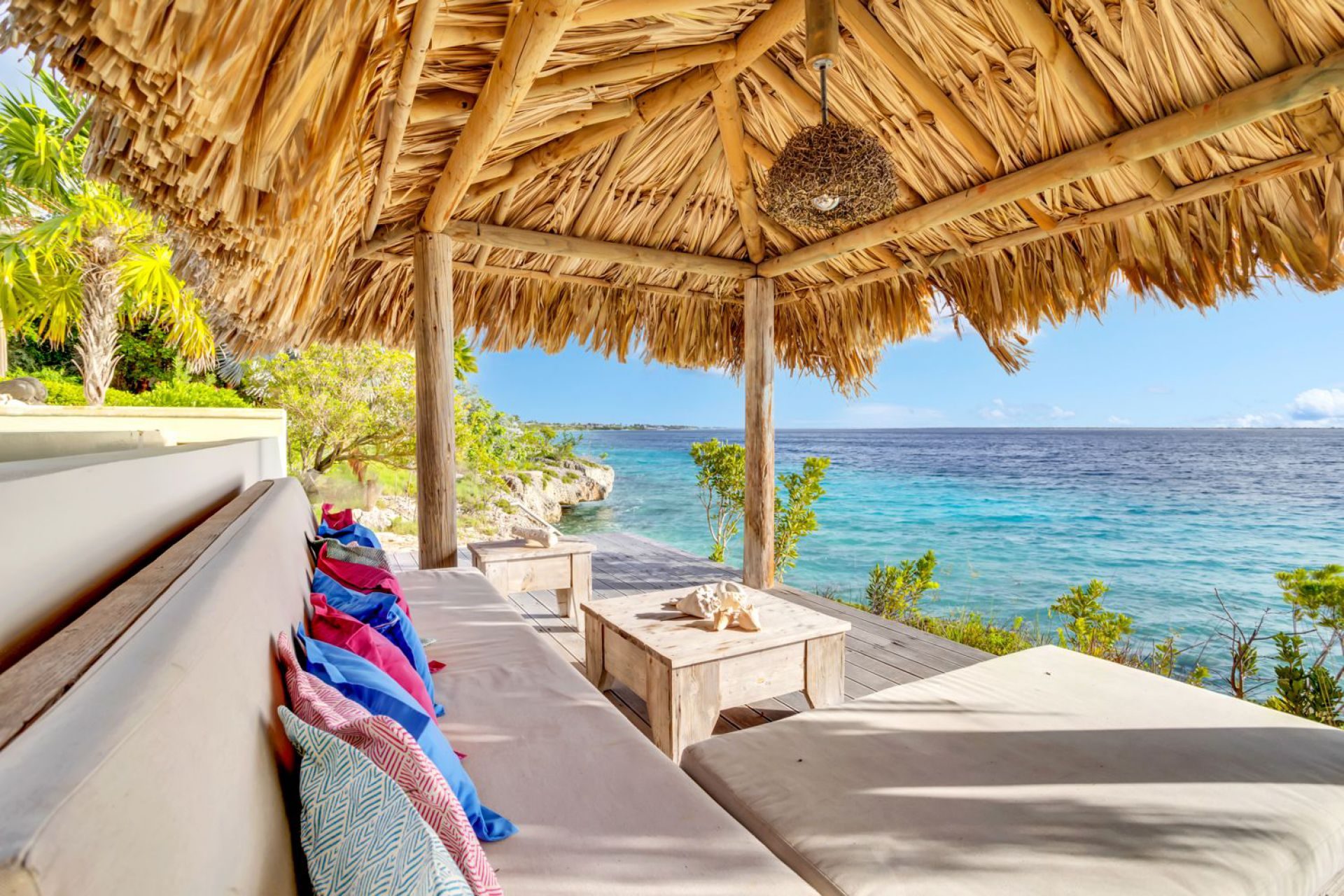 Extraordinary Ocean Front Vacation Villa, photograph 35 of 38