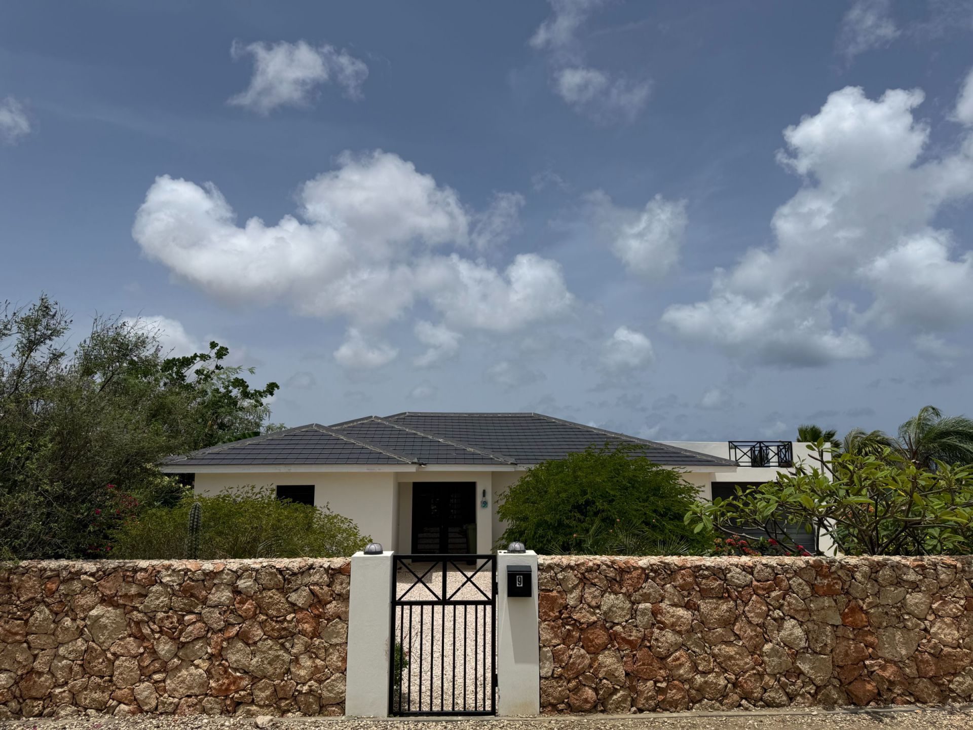 Kaya Berilo 9, photograph 2 of 18
