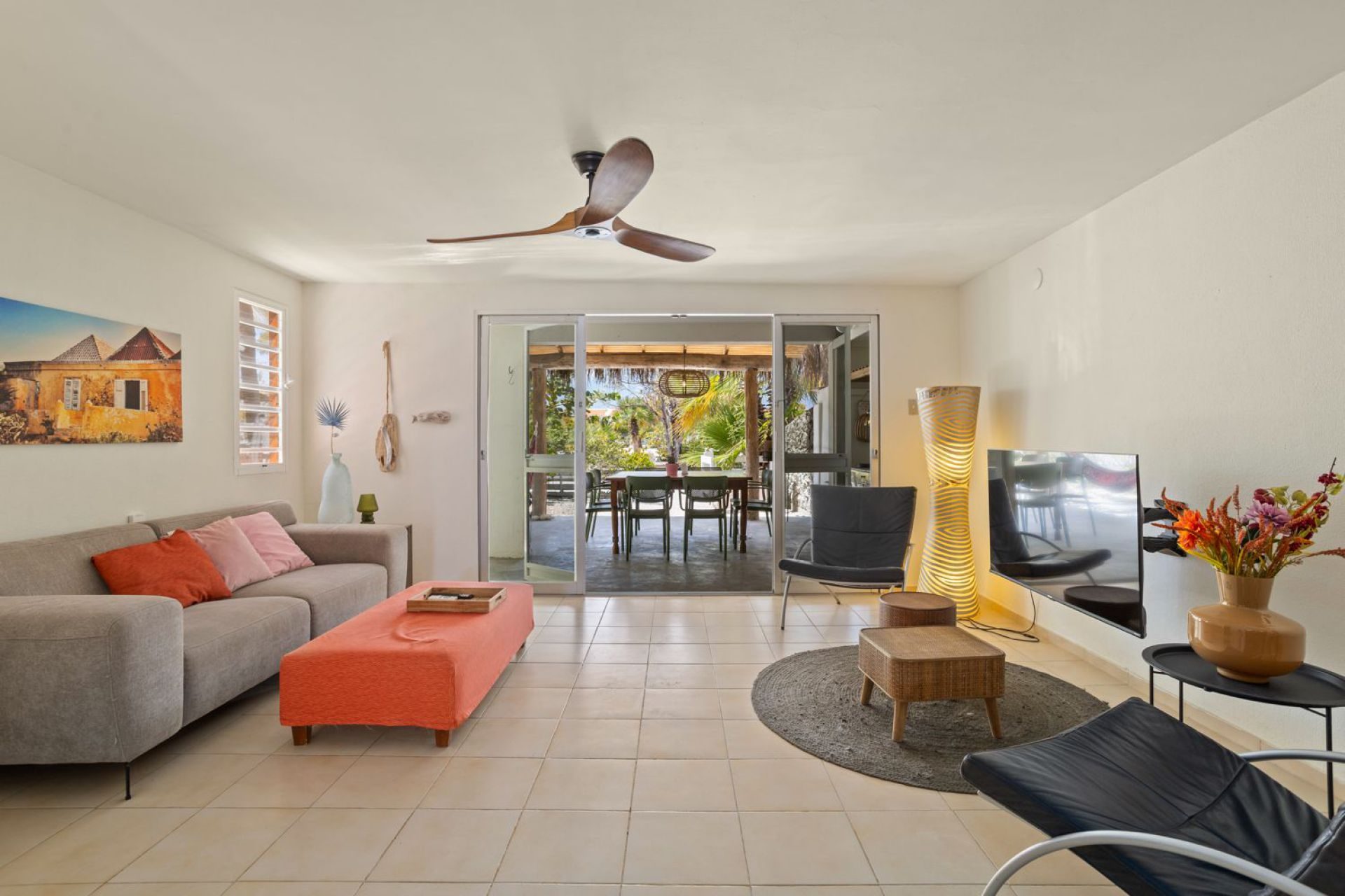 Lighthouse Beach Resort 12, photograph 4 of 23