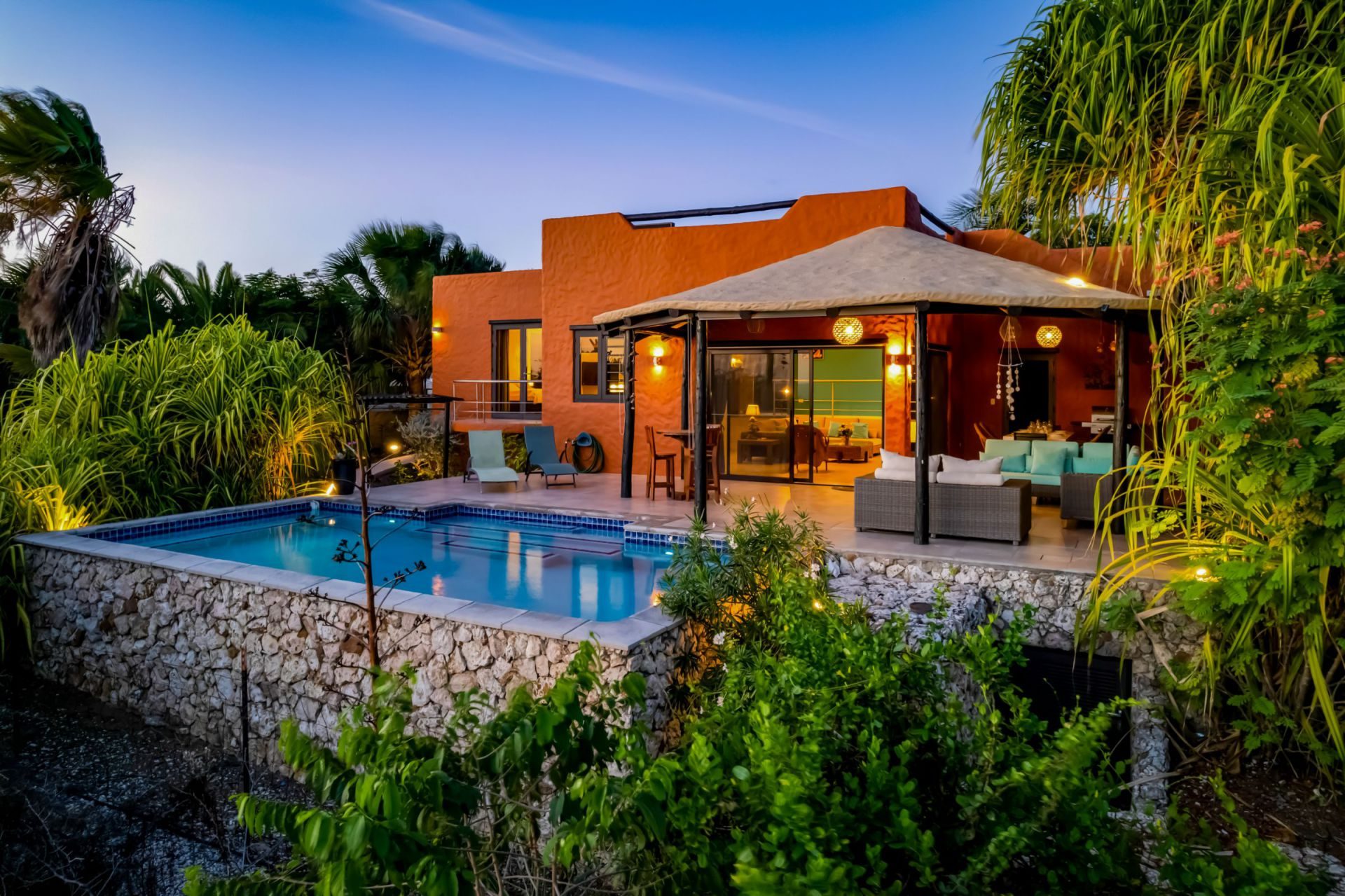 Vacation Villa with breath taking Ocean View, photograph 23 of 33