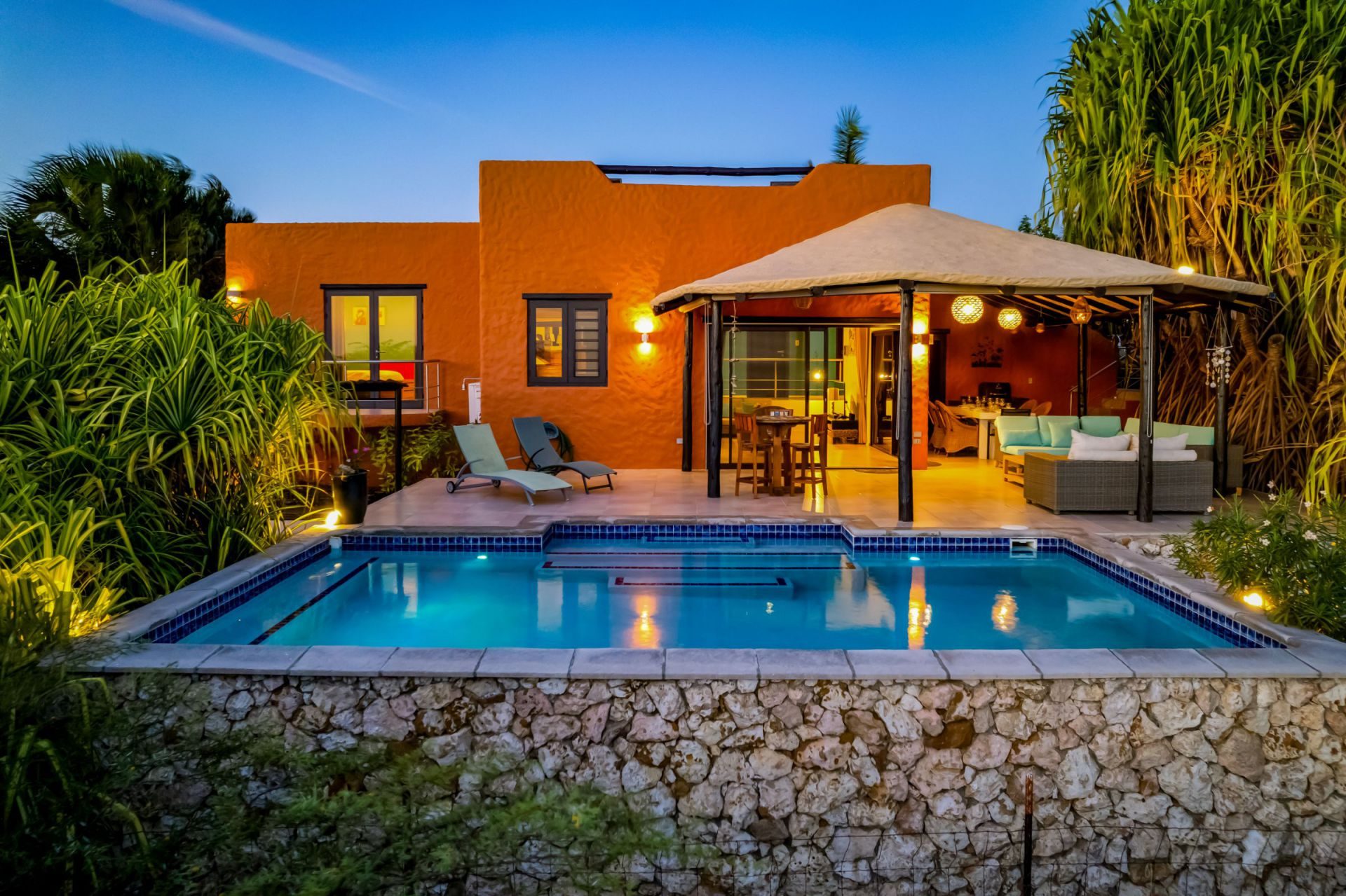 Vacation Villa with breath taking Ocean View, photograph 25 of 33