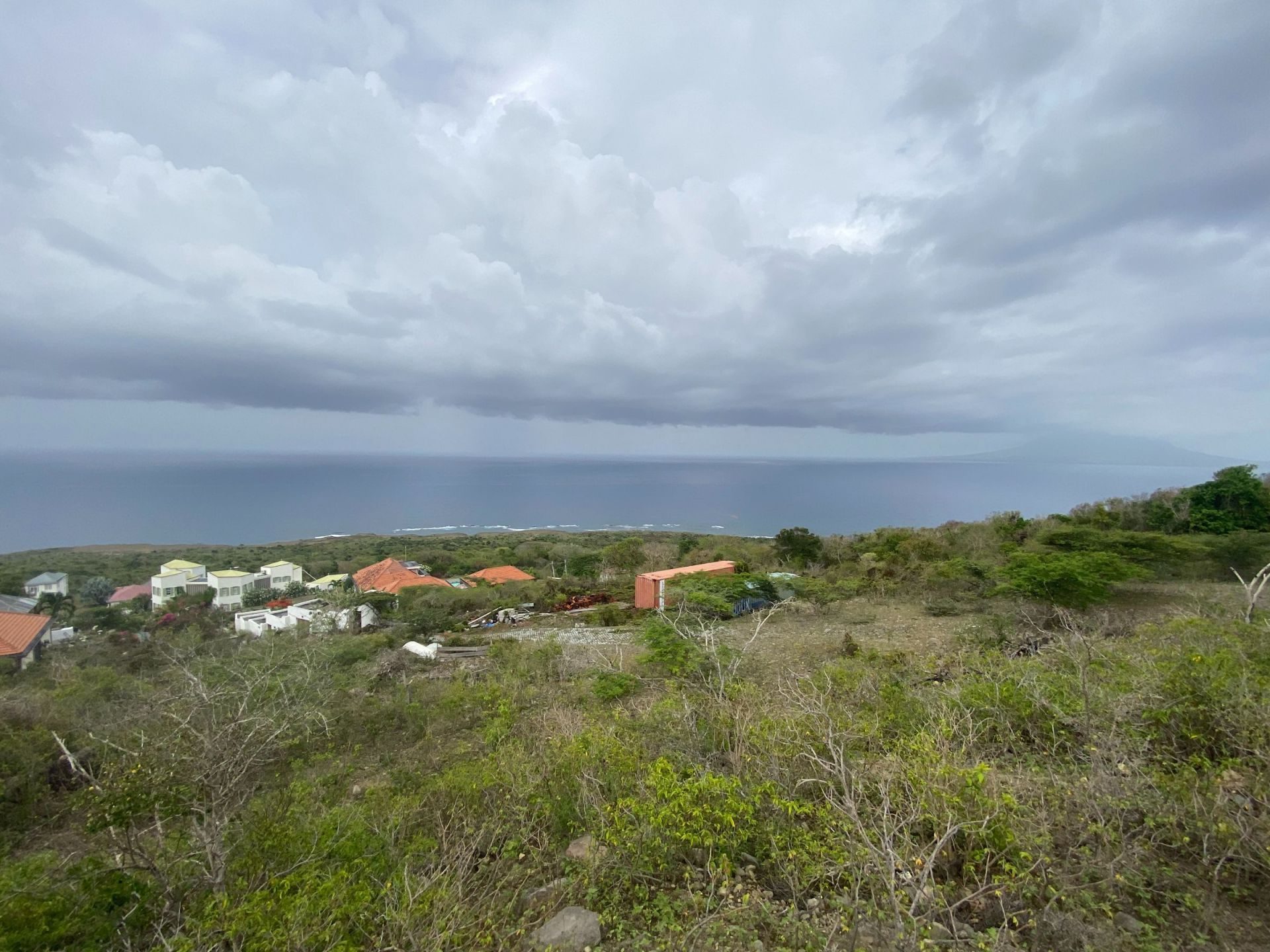 Bouwkavel op de Quill op St. Eustatius, foto 1 van 6