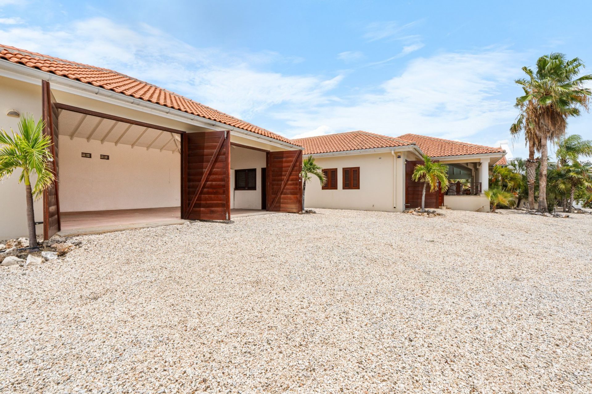 Crown Shores 65, photograph 42 of 59