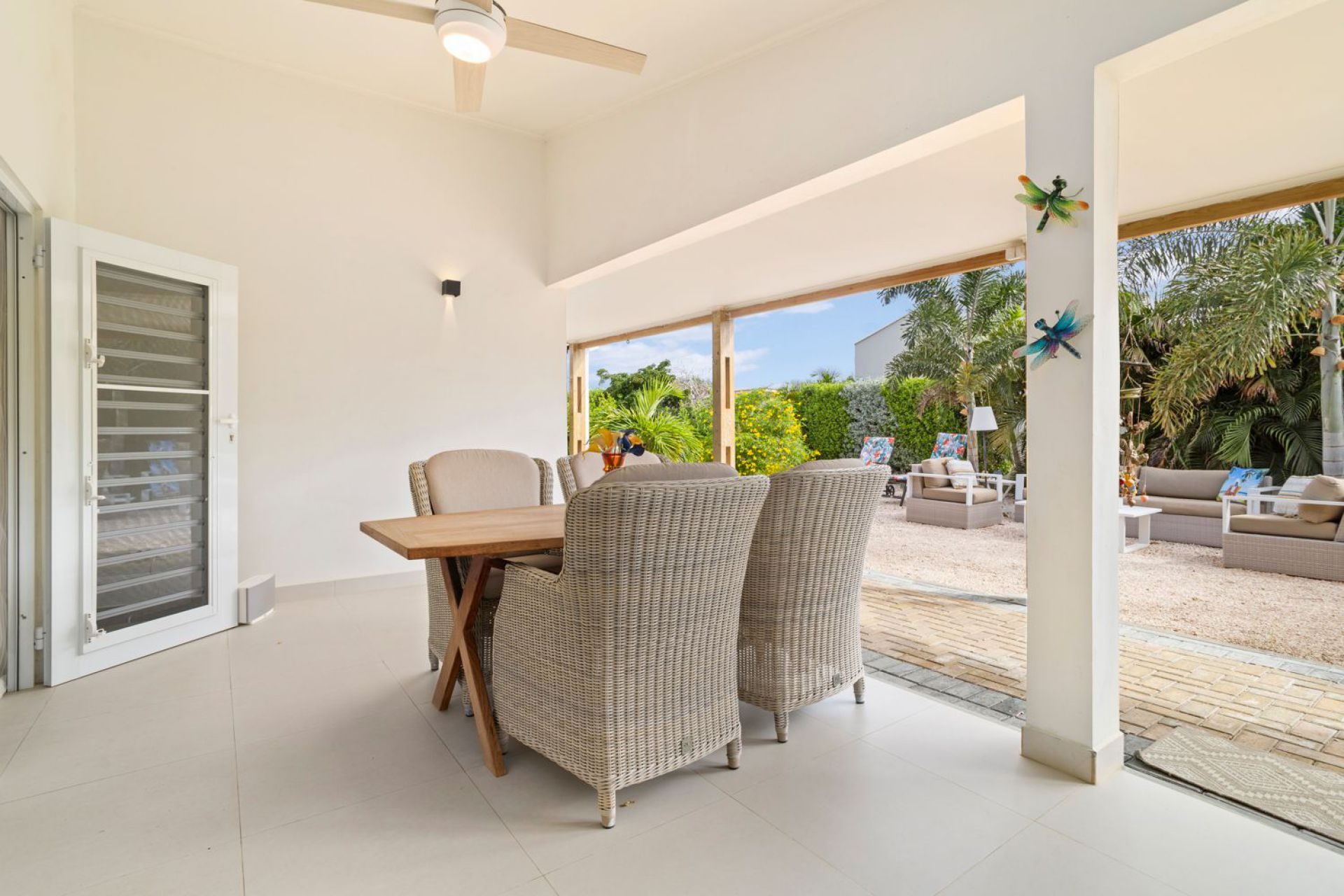 Regatta Residence 70, photograph 21 of 40