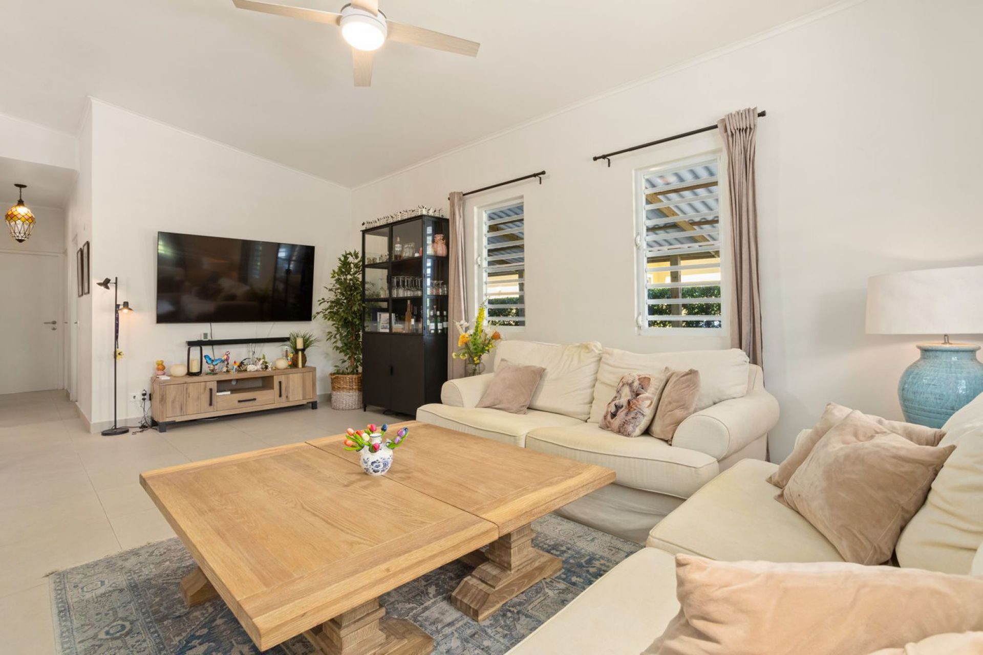 Regatta Residence 70, photograph 12 of 40