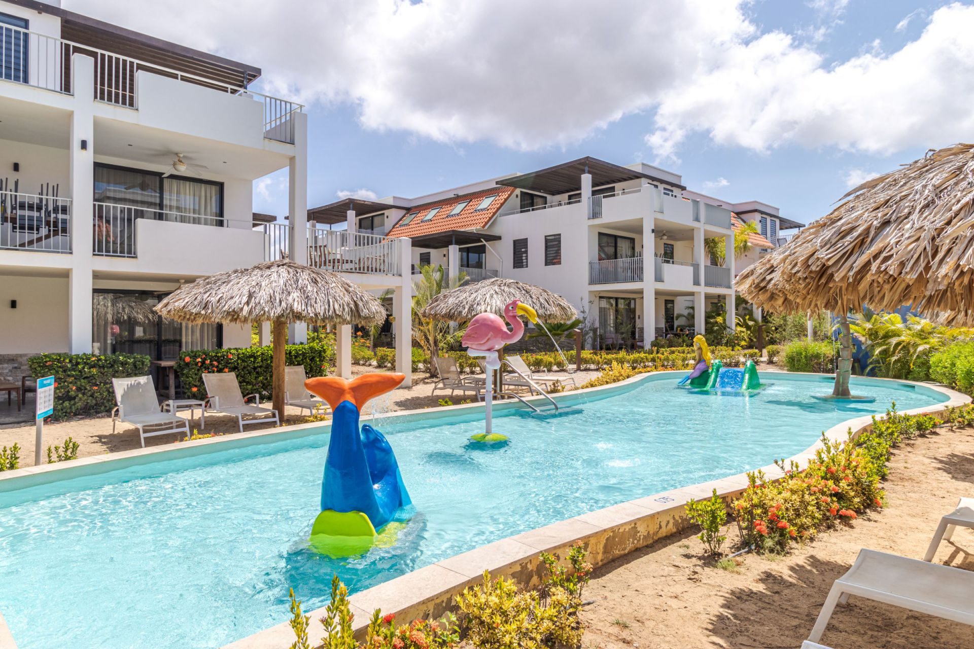 Resort Bonaire C0.2, photograph 3 of 19