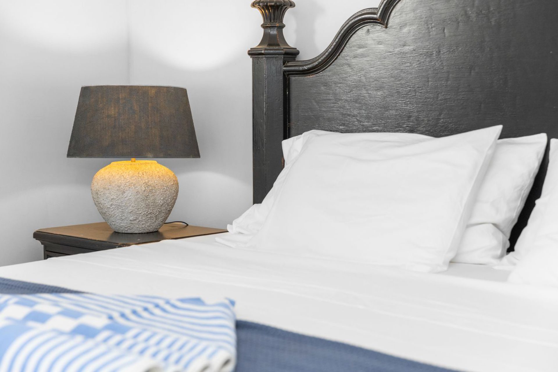 The Shore Residence 2, photograph 19 of 33