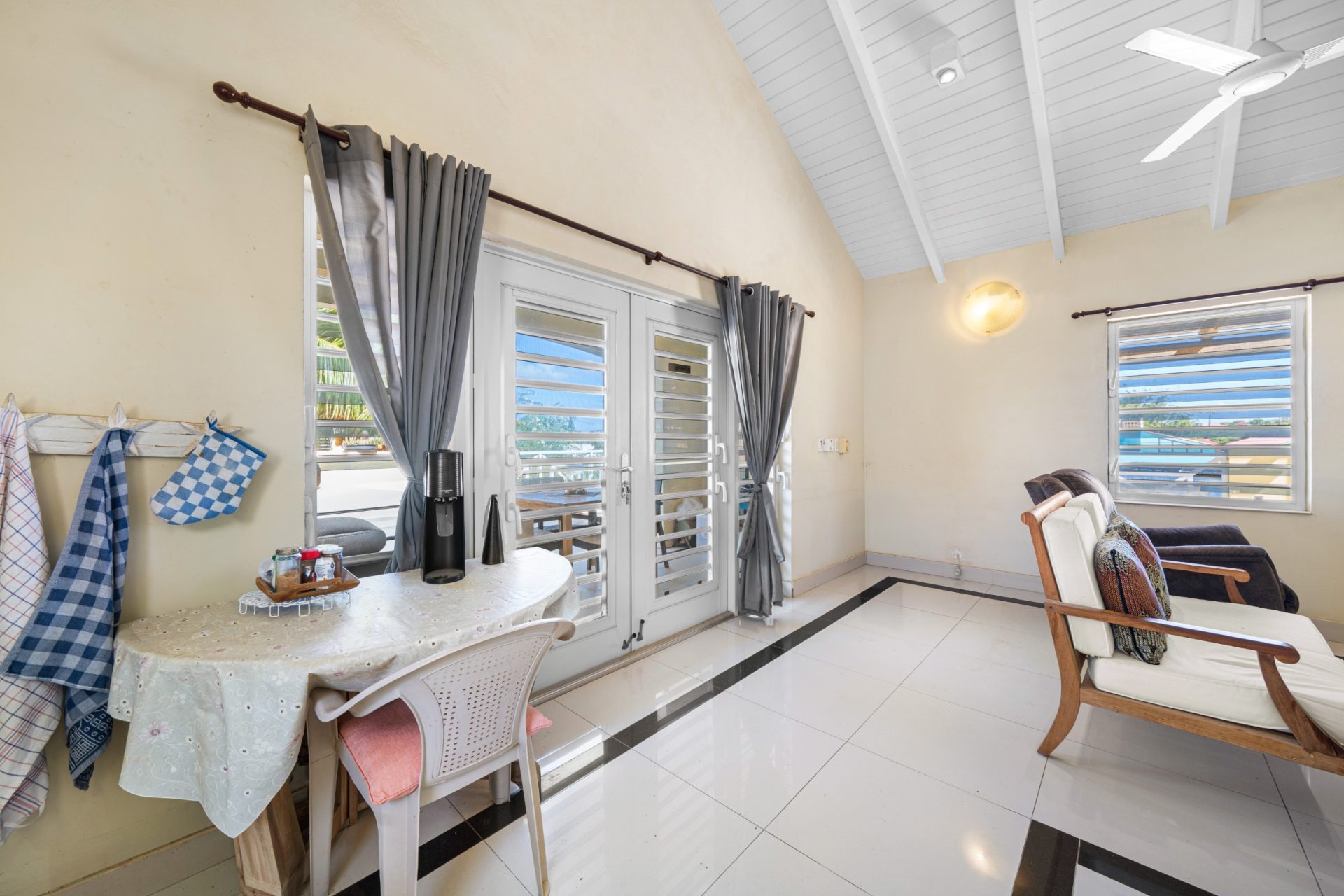 Courtyard Village A-2, foto 11 van 23