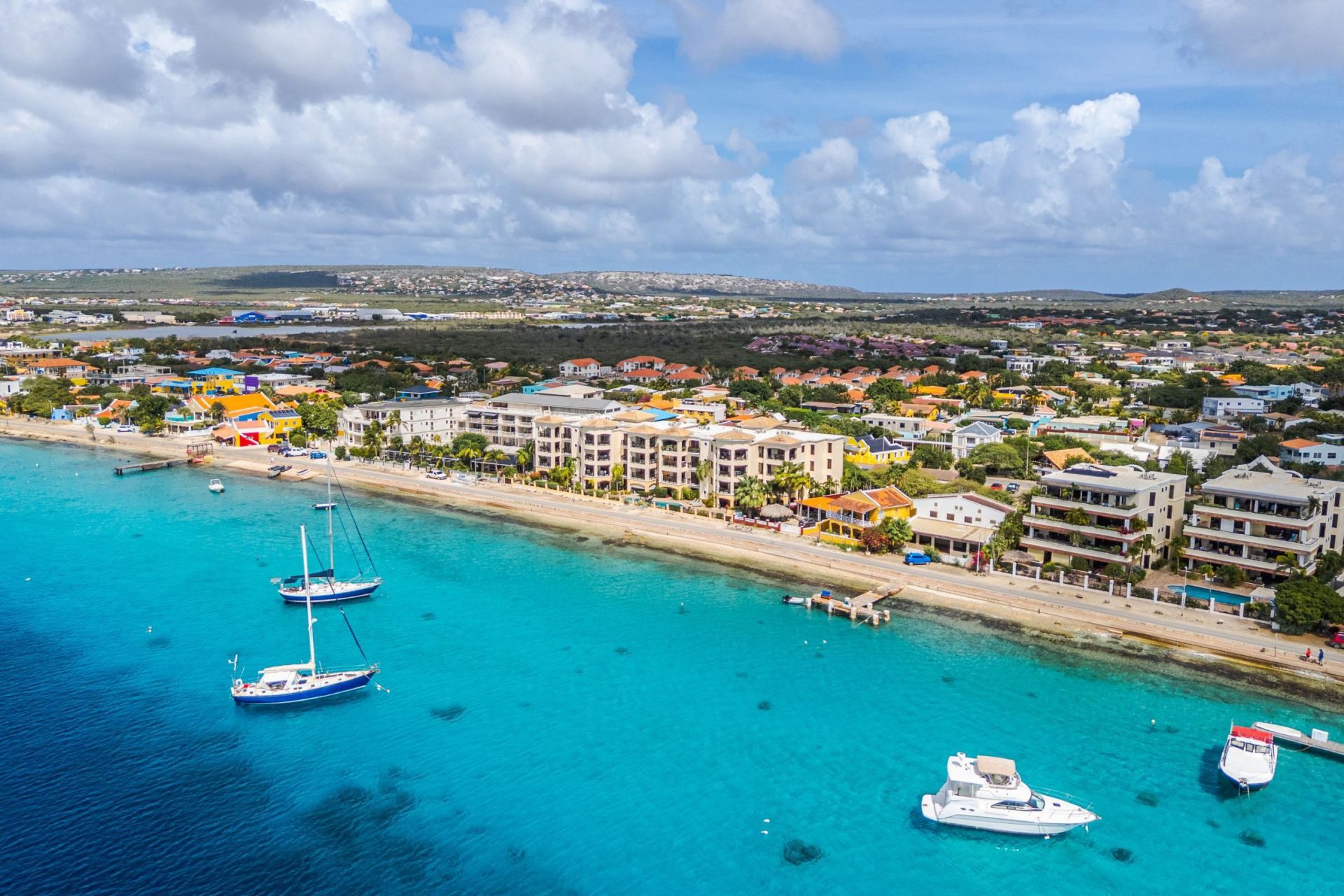 Vacation condo with 2 bedrooms, Caribbean Sea view, photograph 6 of 36
