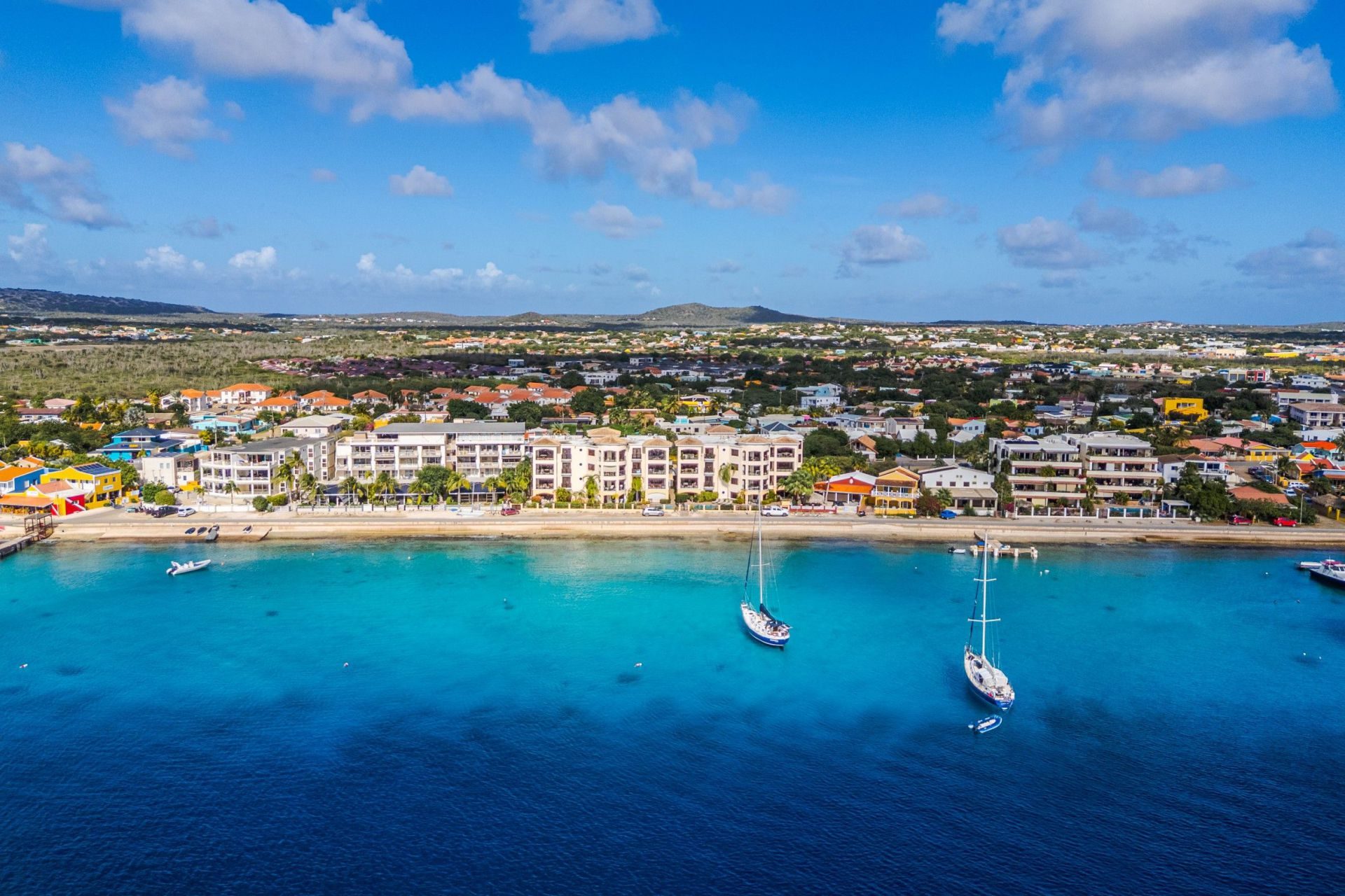 Vacation condo with 2 bedrooms, Caribbean Sea view, photograph 7 of 36