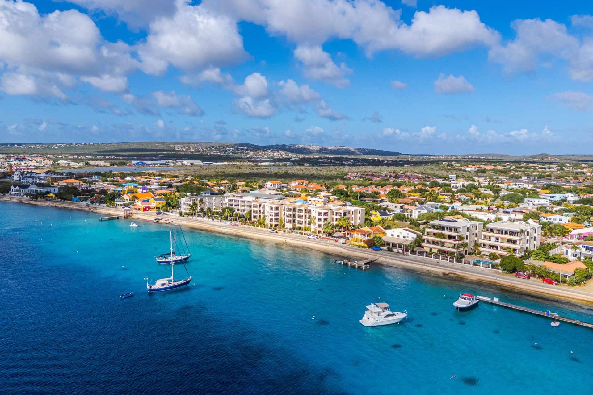 Vacation condo with 2 bedrooms, Caribbean Sea view, photograph 8 of 36
