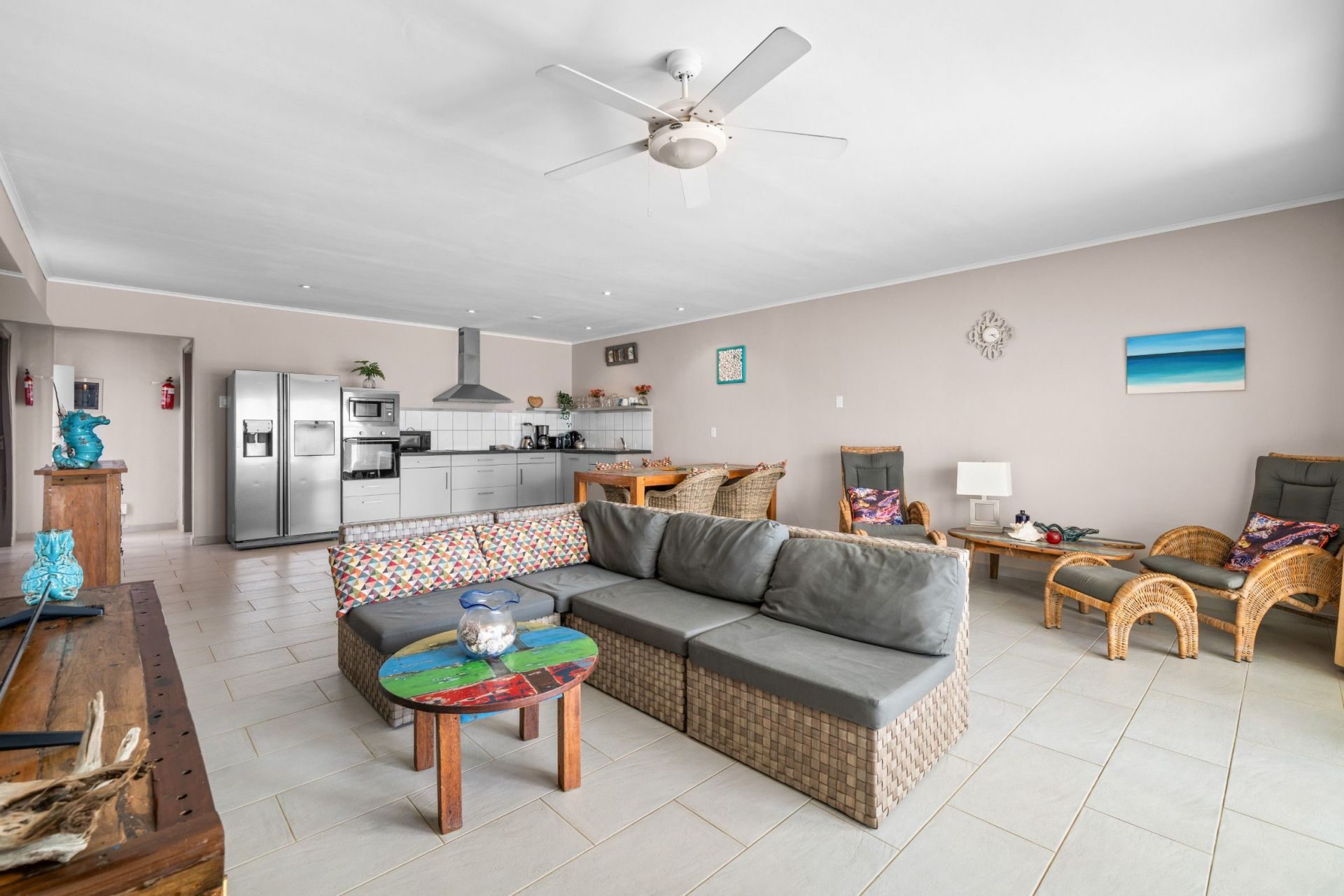 Belmar Apartment 14, photograph 8 of 21