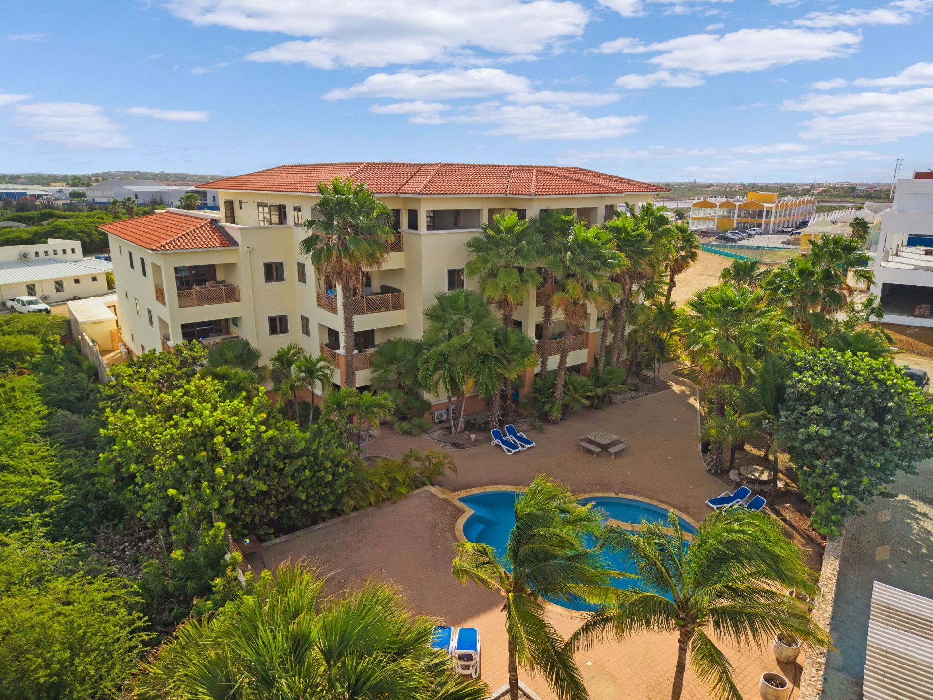 Apartment with Ocean View, photograph 31 of 34