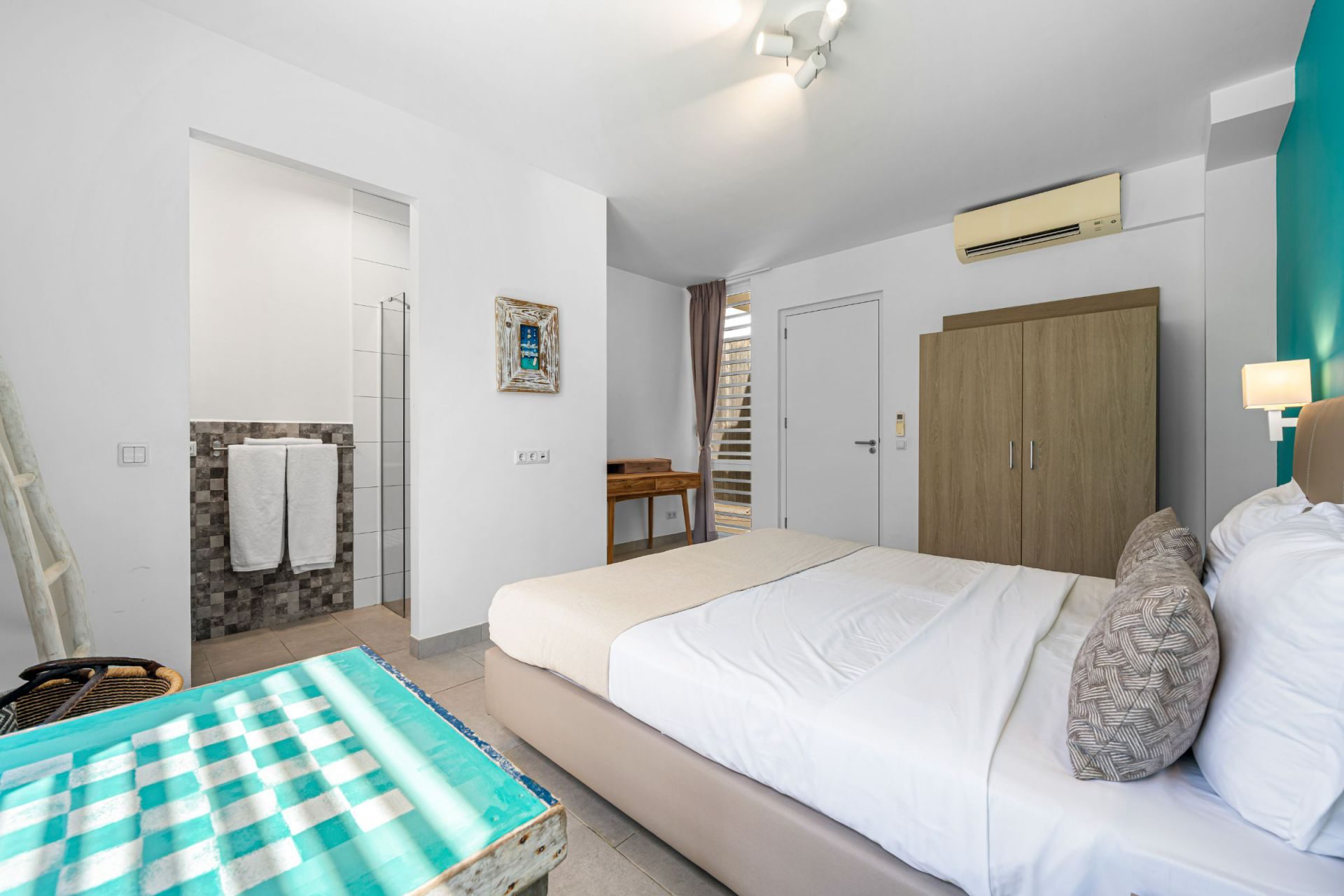 Delfins Beach Resort Villa 5, foto 6 van 19