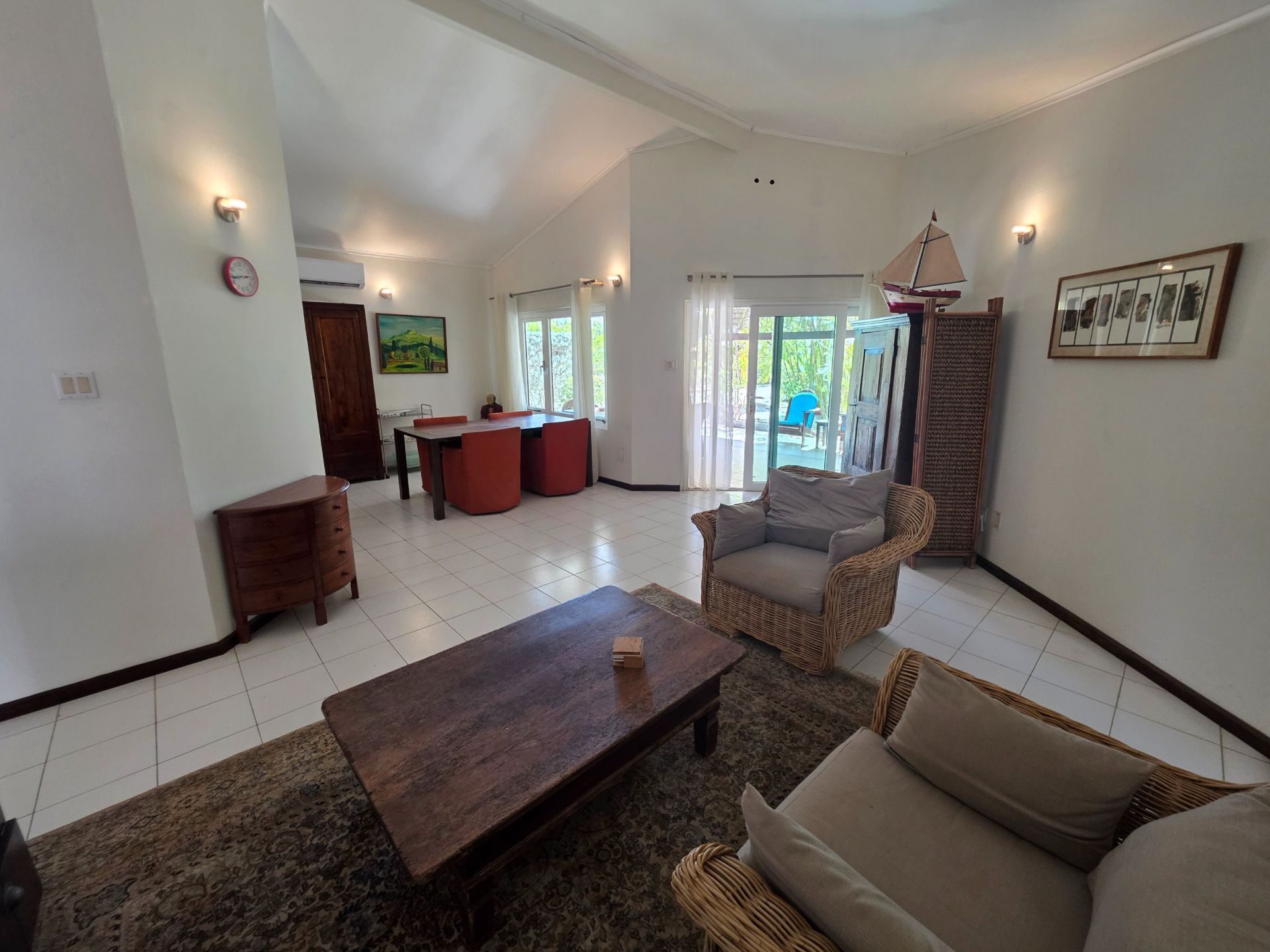 Regatta Residence 57, photograph 3 of 14