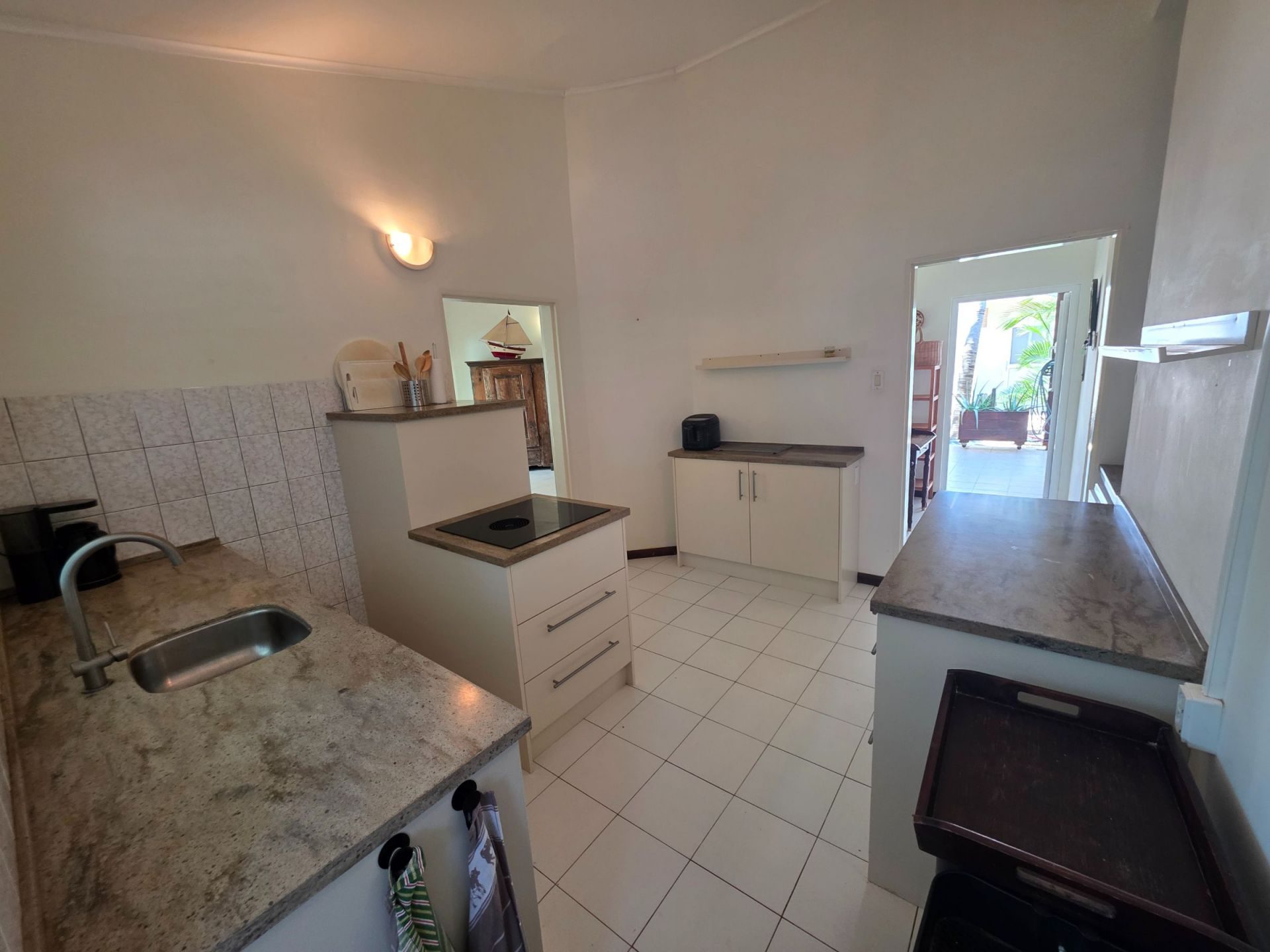 Regatta Residence 57, photograph 6 of 14