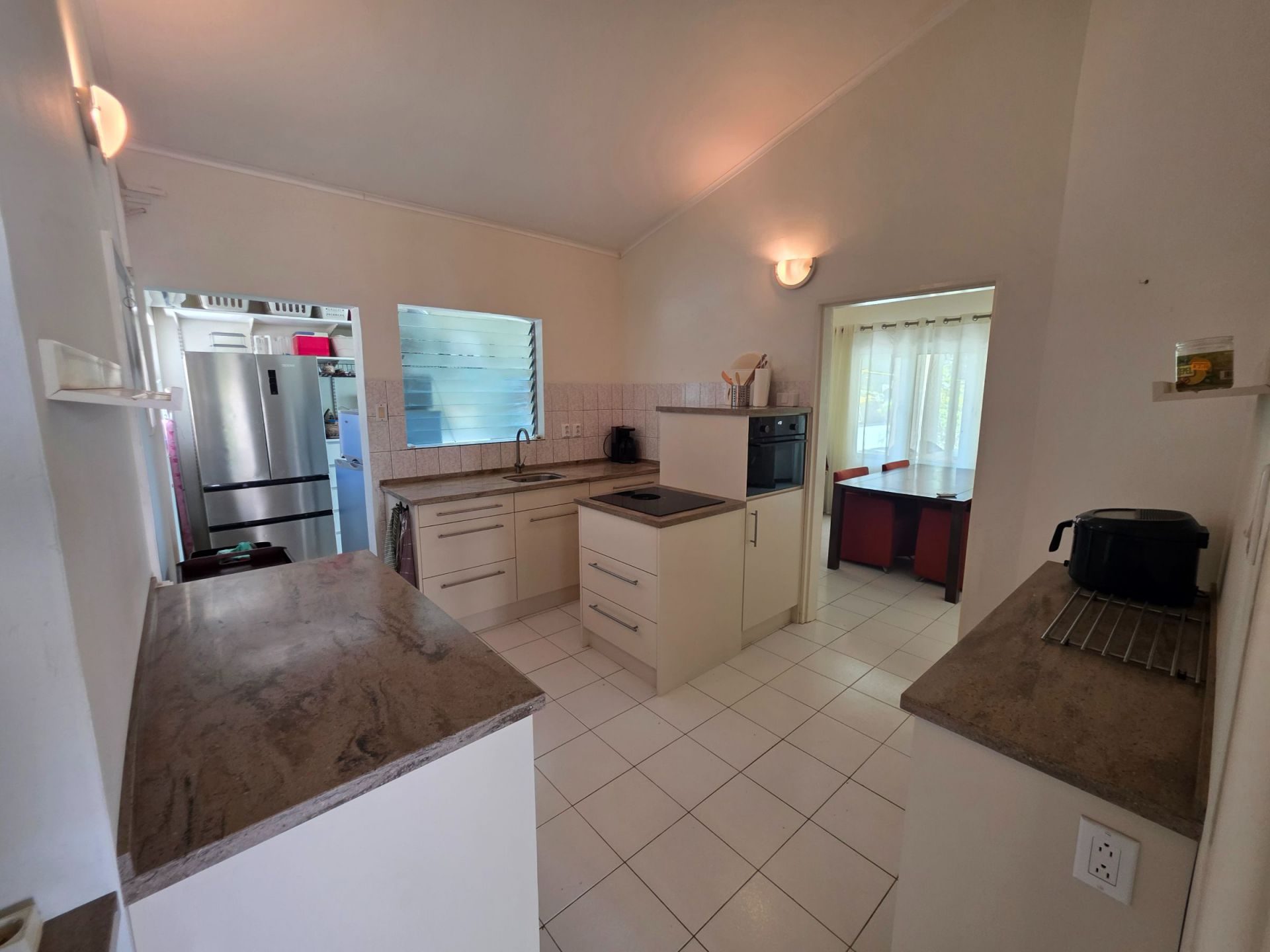 Regatta Residence 57, photograph 5 of 14