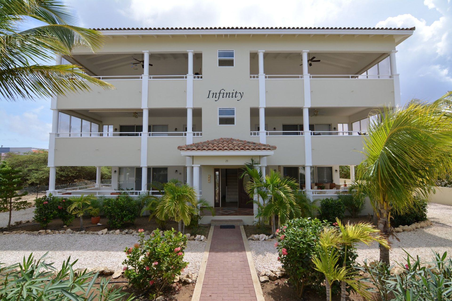 Appartement te koop op bonaire dichtbij caribische zee
