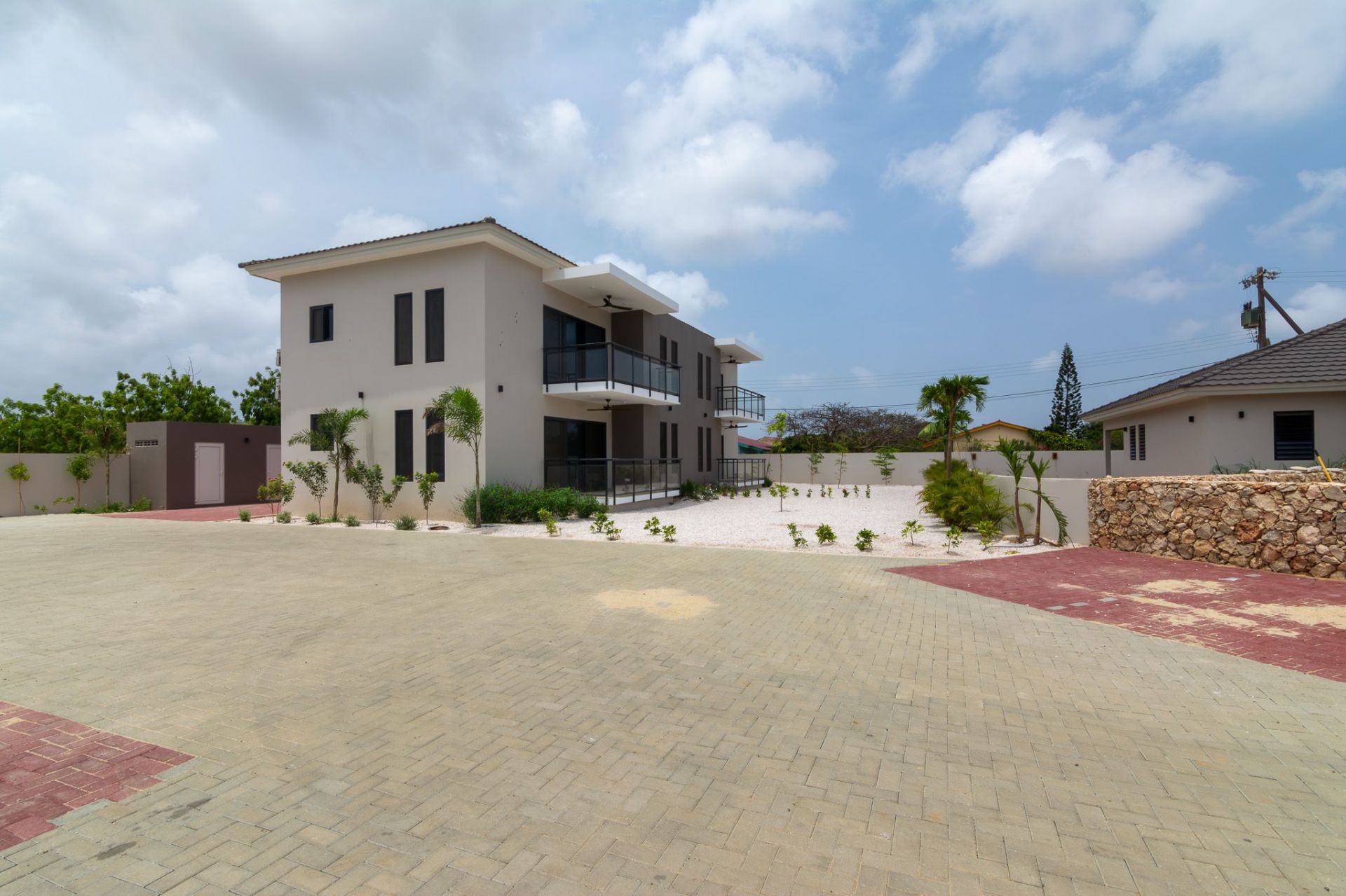 Long term rental on Bonaire Kaya Sirena 9A 16C Sunbelt Realty