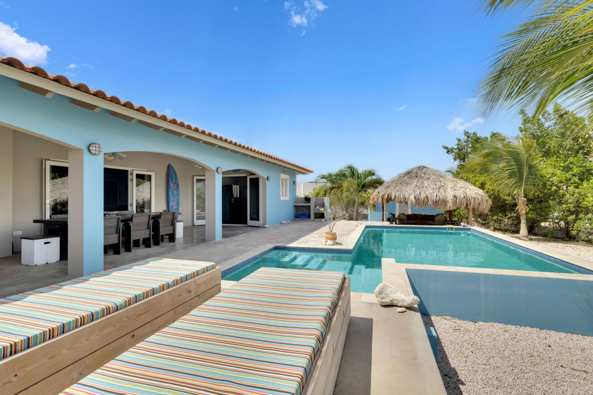 Buying a detached house on Bonaire Sunbelt Realty