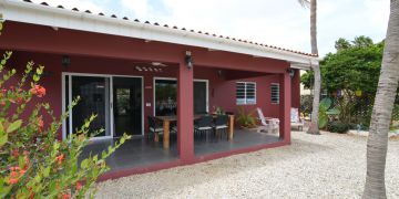 Kaya Carlos A. Nicolaas 32 - Bonaire Exclusief 32